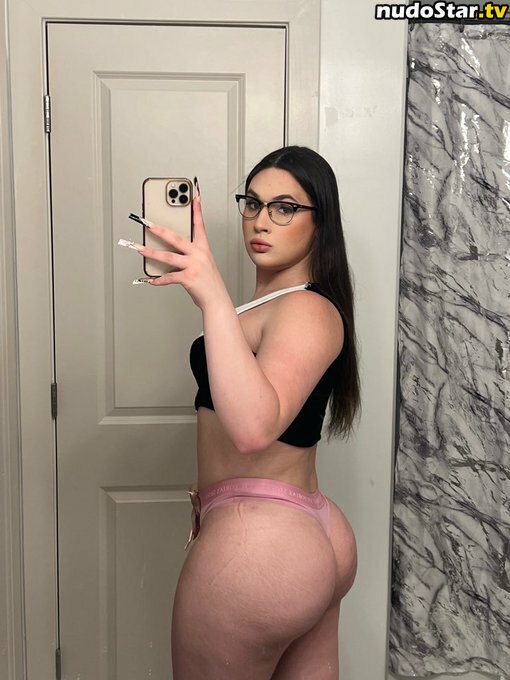 anyuser / msvalenciahallxxl / tsvalencia Nude OnlyFans Leaked Photo #16