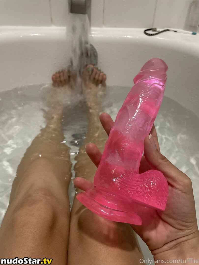 tuffiearchqueen / tuffiie Nude OnlyFans Leaked Photo #10