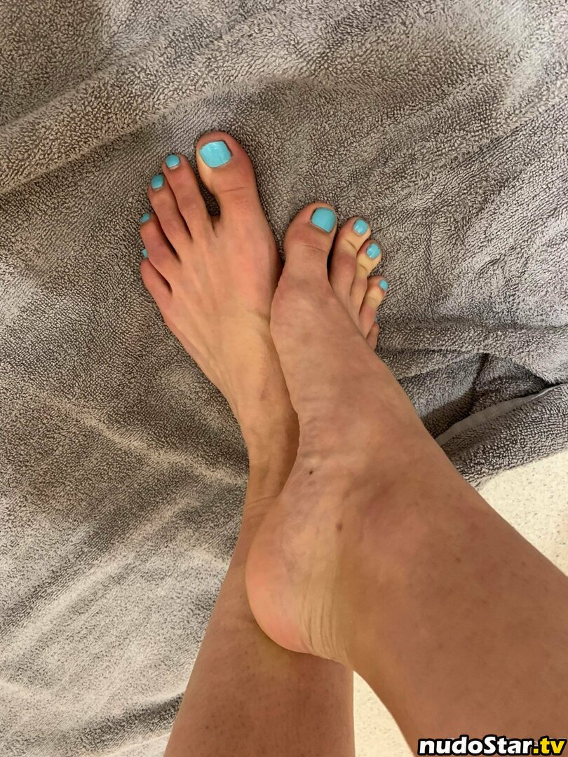 2feettentoes / twofeet10toes Nude OnlyFans Leaked Photo #15