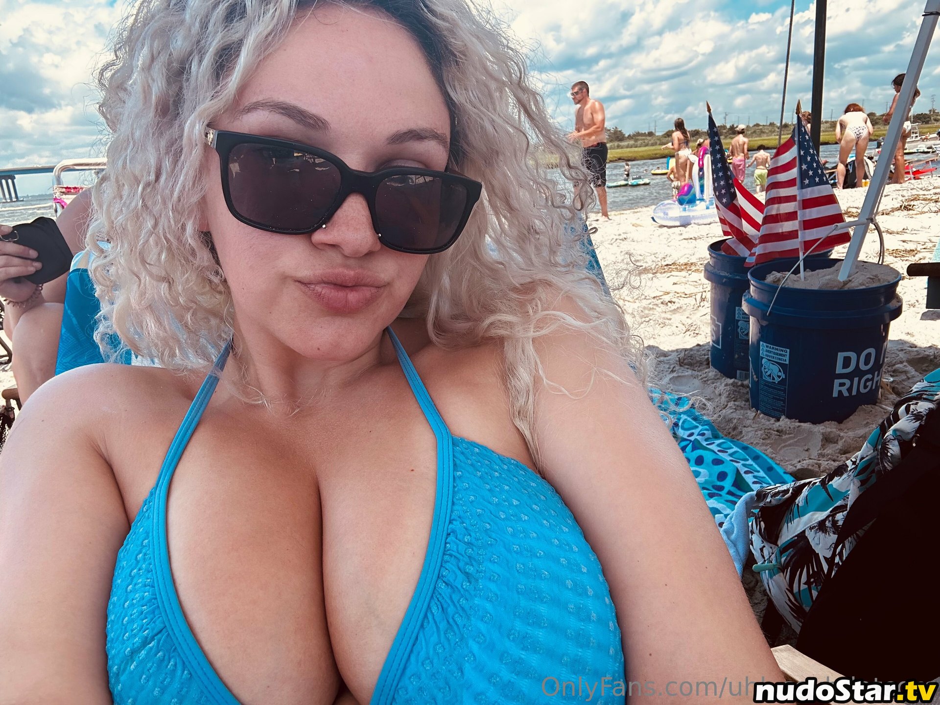 bodega_babes / uhlyssuhdotcom Nude OnlyFans Leaked Photo #3