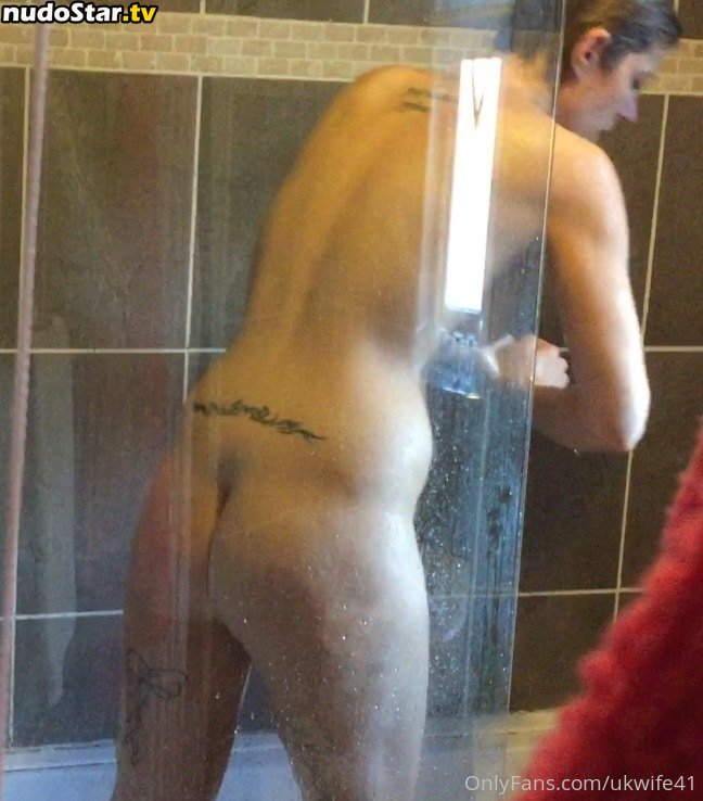 hotstufflildevil / ukwife41 Nude OnlyFans Leaked Photo #30