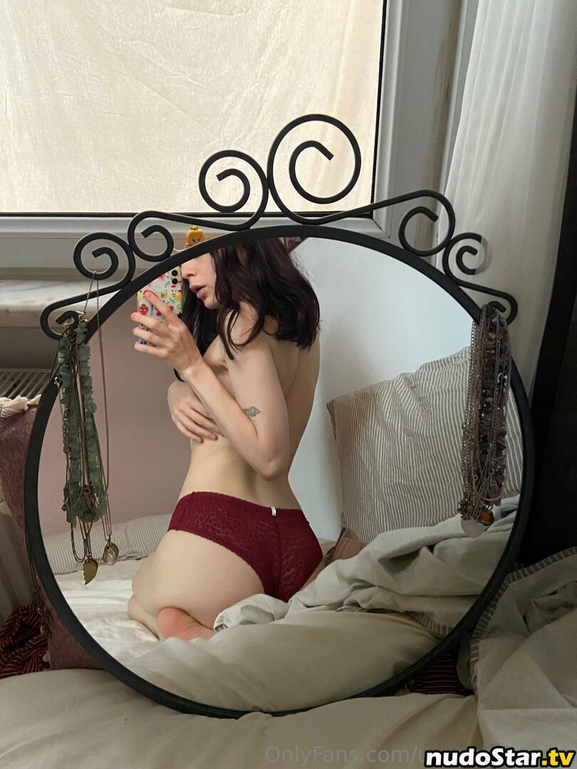 BeefyBeginner / MermaidsKiss / kissthemermaids / umermaidskiss Nude OnlyFans Leaked Photo #104