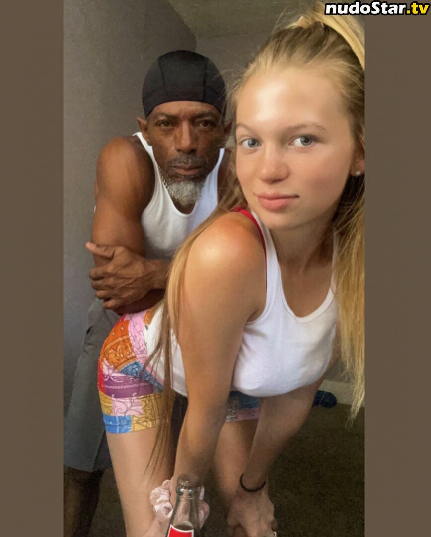 Unc & Snowbunny / riq_bay / riqnbay Nude OnlyFans Photo #5 - Nudostar.TV