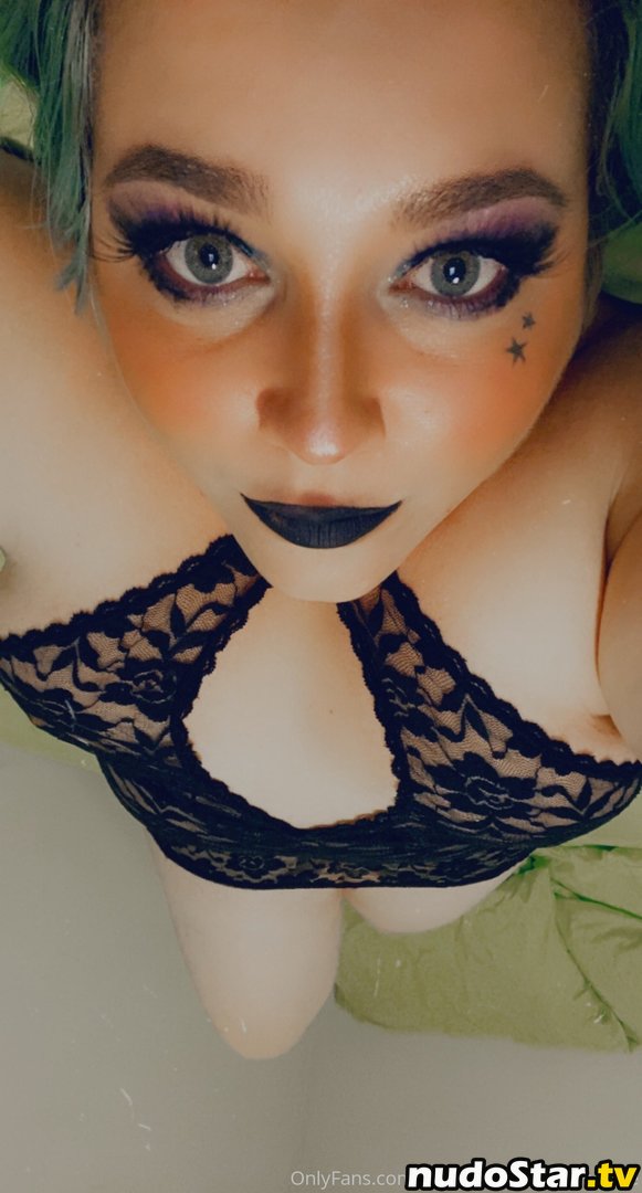 sunkisspecan79 / unsupervised_housewife Nude OnlyFans Leaked Photo #23