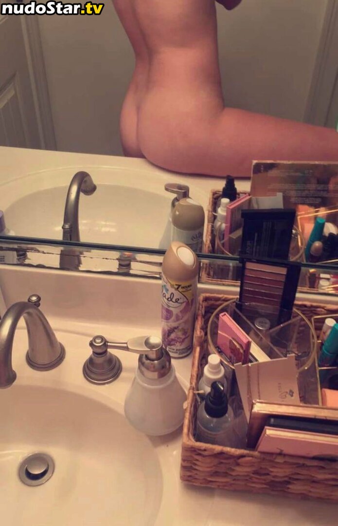 Olivia Green / Useless-cum-bucket Nude OnlyFans Leaked Photo #37