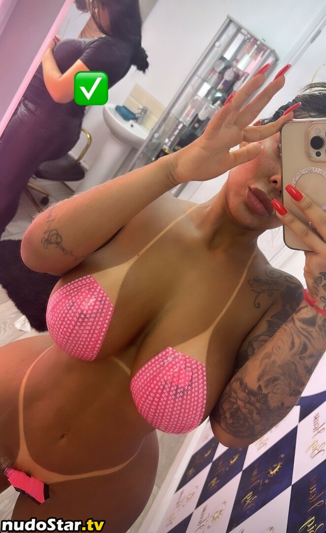 Valentina Ferraz / valentinaeneidoca / valentinaferrazreal Nude OnlyFans Leaked Photo #61