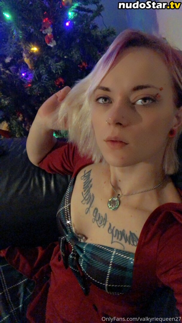 icequeen01_ / valkyriequeen27 Nude OnlyFans Leaked Photo #35