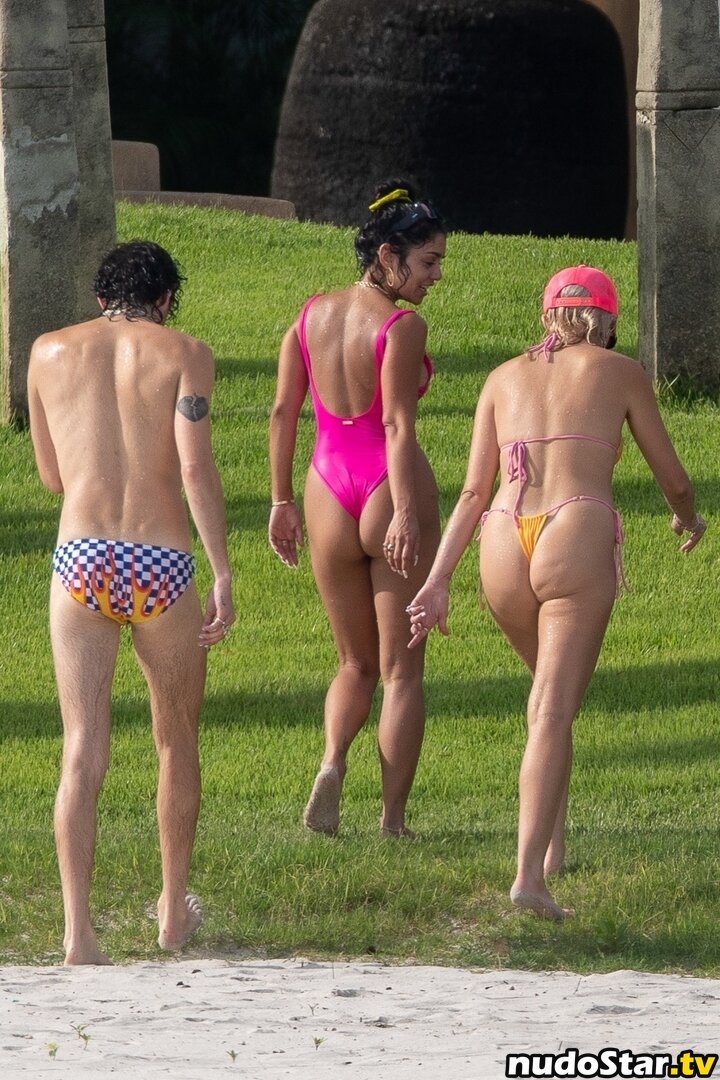 Vanessa Hudgens / VanessaHudgens Nude OnlyFans Leaked Photo #787