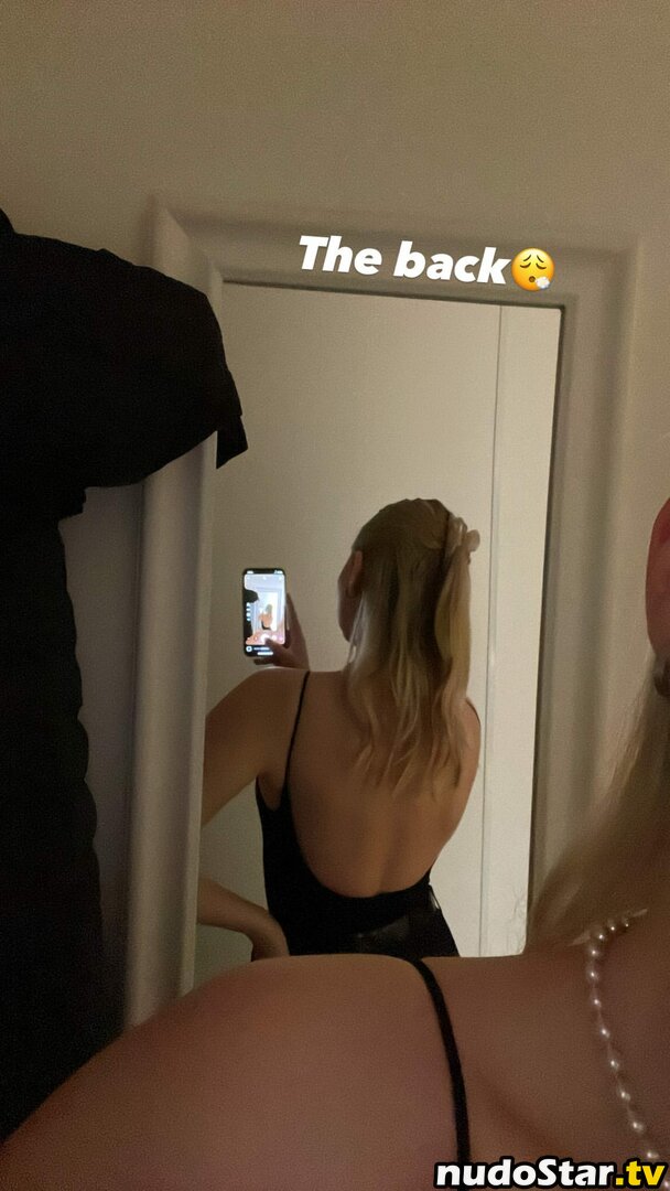 Nessa / vanessaahlstrom Nude OnlyFans Leaked Photo #24