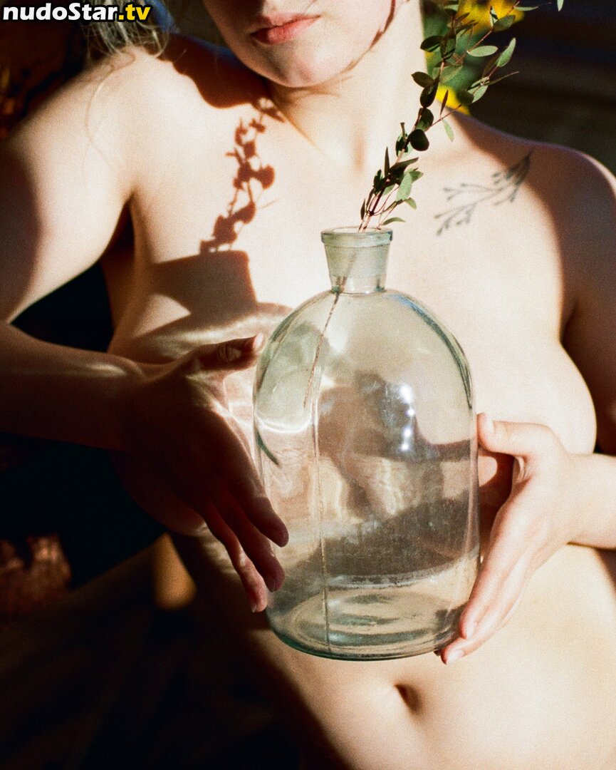  / lizz.kit / nudeportfolio / sunny_sonia_._._ / venko.sofia_._._ Nude OnlyFans Leaked Photo #40