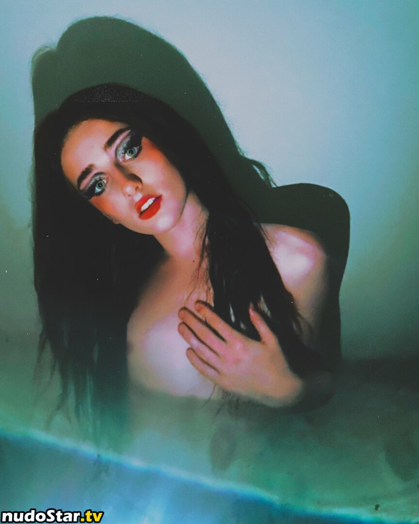 Venus Moorez / bodybyvenus / venusmoorez Nude OnlyFans Leaked Photo #44