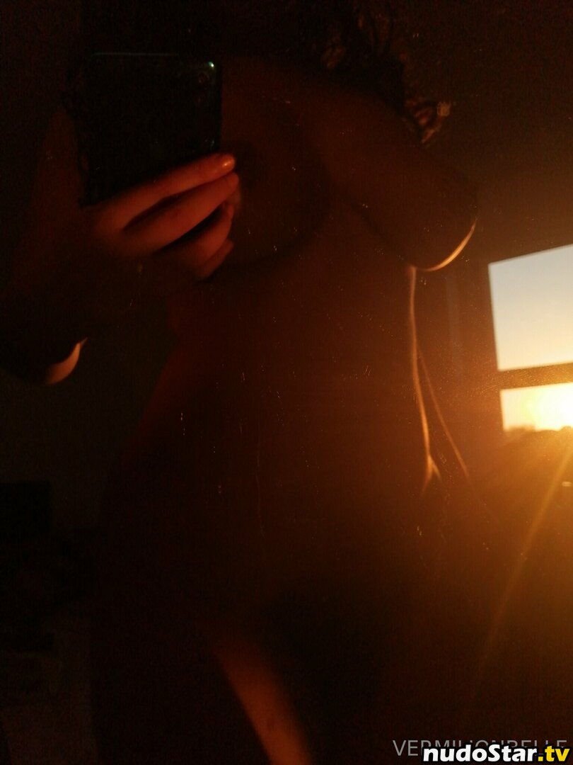 bella_vermillion_ / vermilionbelle Nude OnlyFans Leaked Photo #32