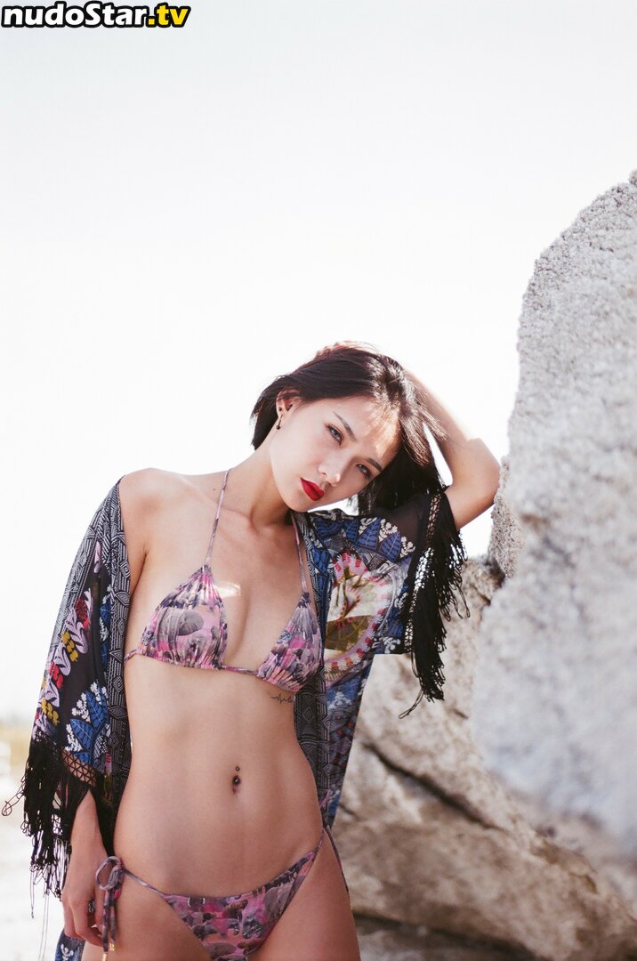 Verna Wang / VernaW_13 / verna.w Nude OnlyFans Leaked Photo #13