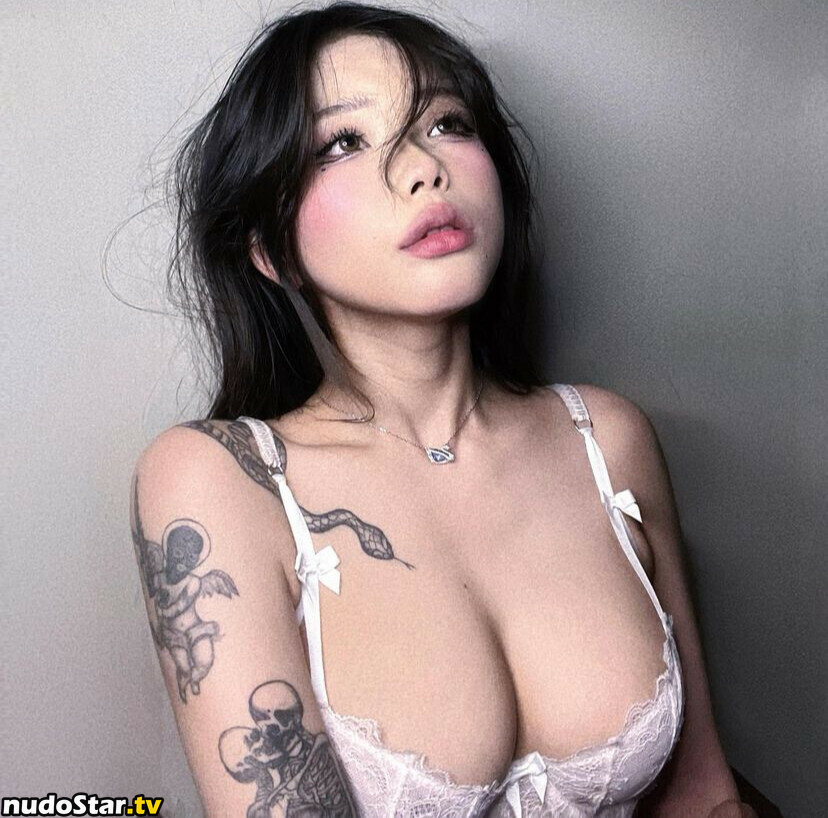 Khúc Thị Hương / Veronica Lucifer / akashi.yumi.3 / madamelucy / veronica_lucifer_ Nude OnlyFans Leaked Photo #19