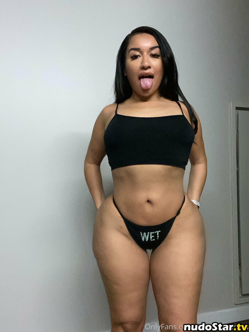 veronicasantos / vvariel89 Nude OnlyFans Leaked Photo #16