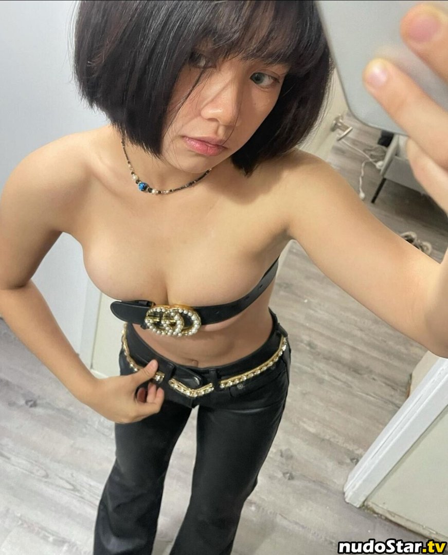 Vi.haiyenn / vi.haiyen Nude OnlyFans Leaked Photo #4