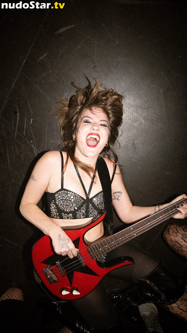 Maneskin bassist / Victoria / Victoria De Angelis Nude OnlyFans Leaked Photo #61