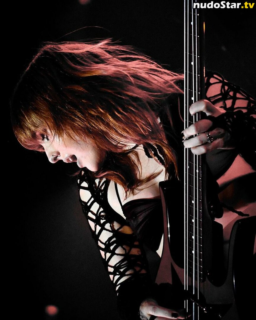 Maneskin bassist / Victoria / Victoria De Angelis Nude OnlyFans Leaked Photo #247