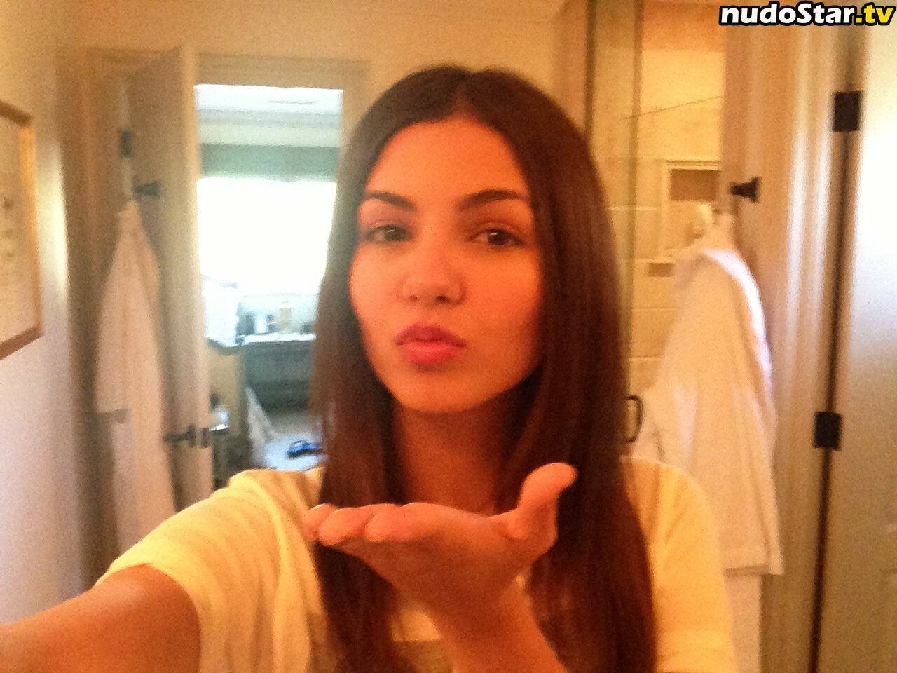 Victoria Justice / VictoriaJustice Nude OnlyFans Leaked Photo #1360