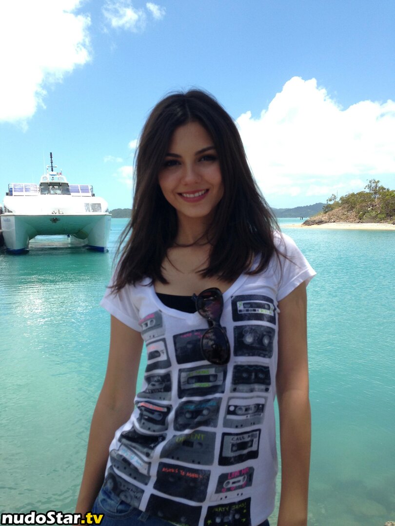 Victoria Justice / VictoriaJustice Nude OnlyFans Leaked Photo #1381