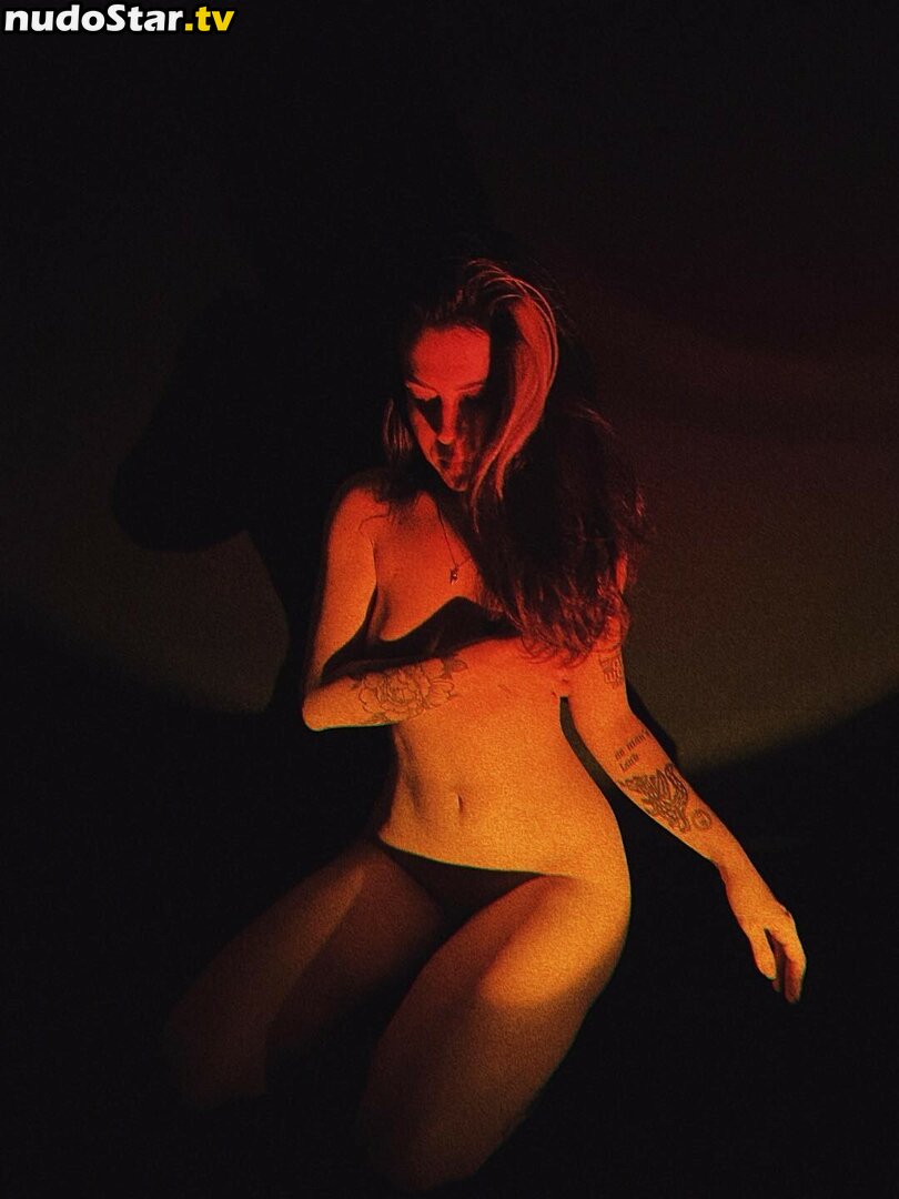 Violet Orlandi / https: / tinyshysiren / violet_orlandi Nude OnlyFans Leaked Photo #65