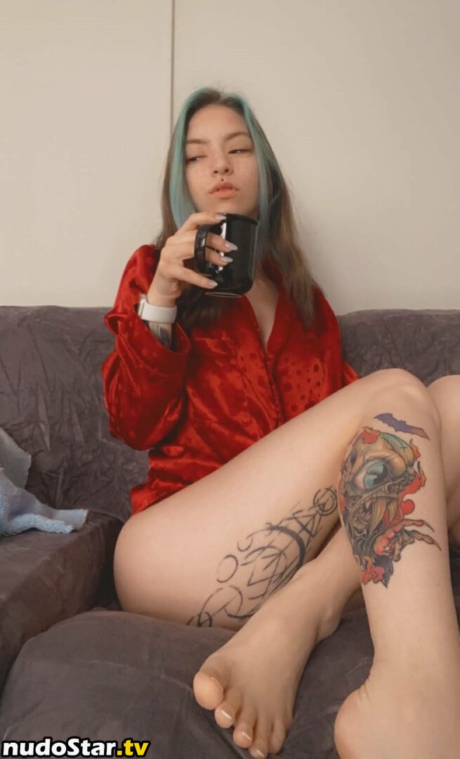 Aurelia / Caffeinatedbat / Ivana Moreau / Ivy Hayes / mme_de_la_lune / violets_cabaret Nude OnlyFans Leaked Photo #14