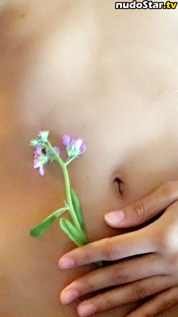 Lolitarebelle / Violishh / violishh_ Nude OnlyFans Leaked Photo #7