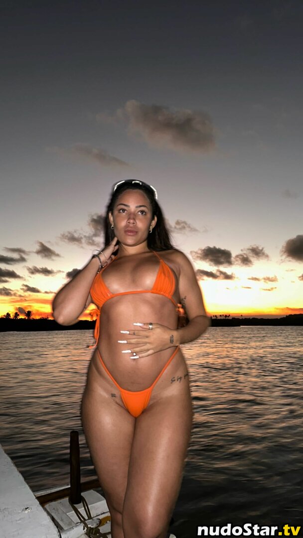 Vitoria Kelly / victoriakelly01 / vitoriakelly Nude OnlyFans Leaked Photo #33