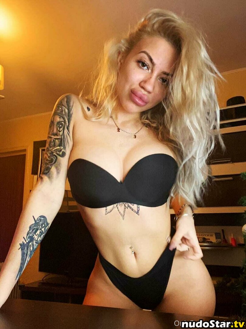 voinix / voinyx Nude OnlyFans Leaked Photo #36