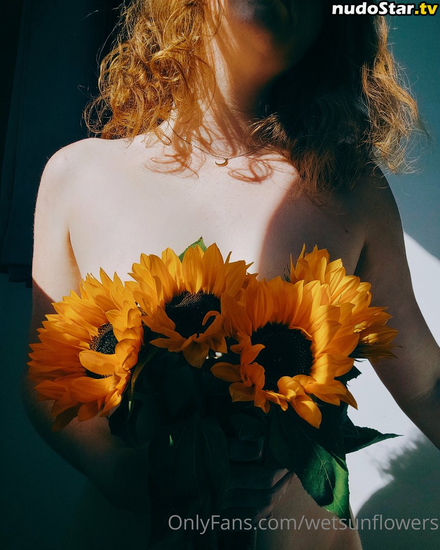 wetsunflowers Nude OnlyFans Leaked Photo #1