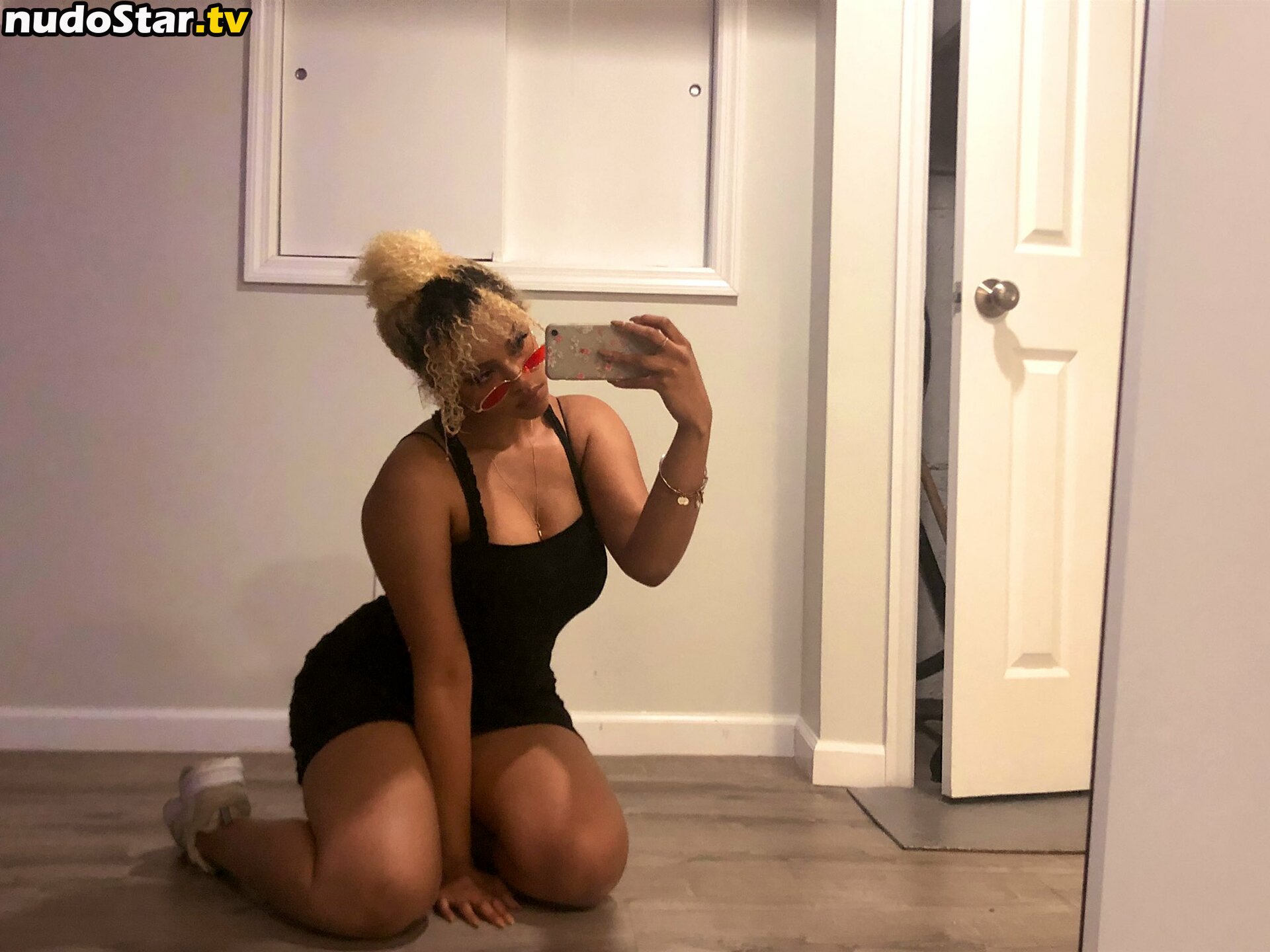 mourningstr / sapphicdreamz / whoissapphic Nude OnlyFans Leaked Photo #16