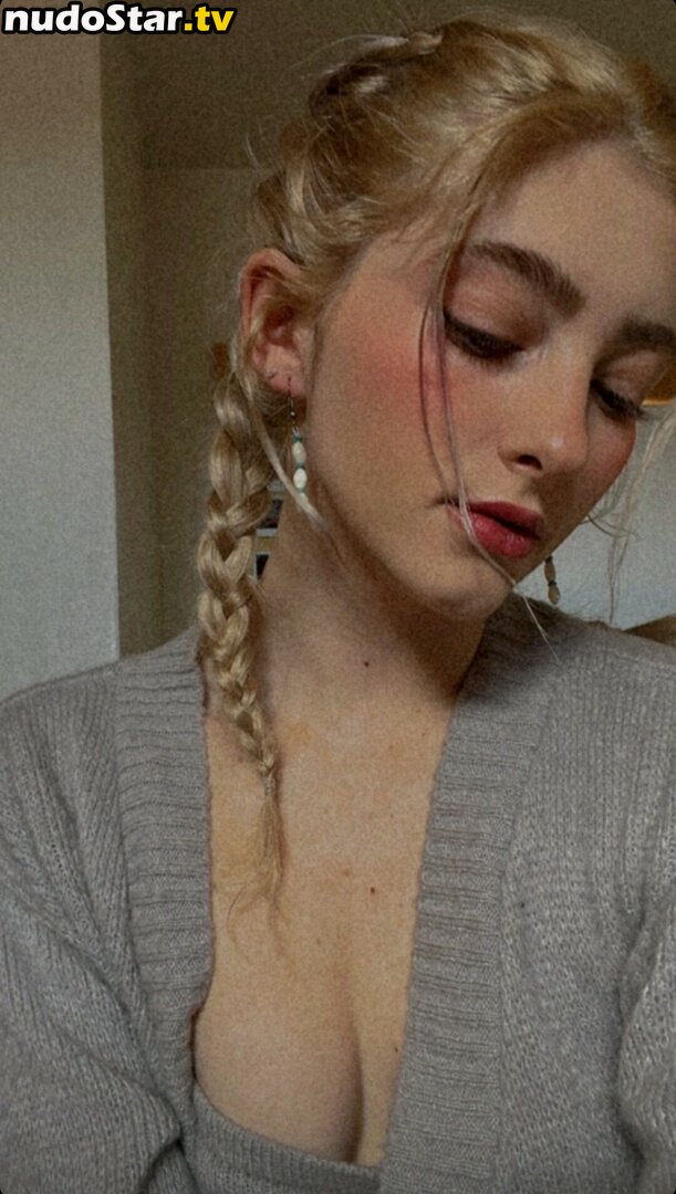 Willow Shields / willowshields Nude OnlyFans Leaked Photo #84