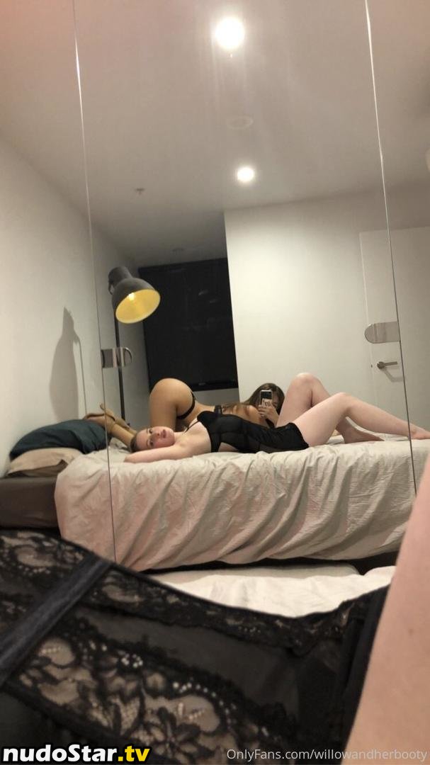https: / willowandherbooty / willowziguras Nude OnlyFans Leaked Photo #19