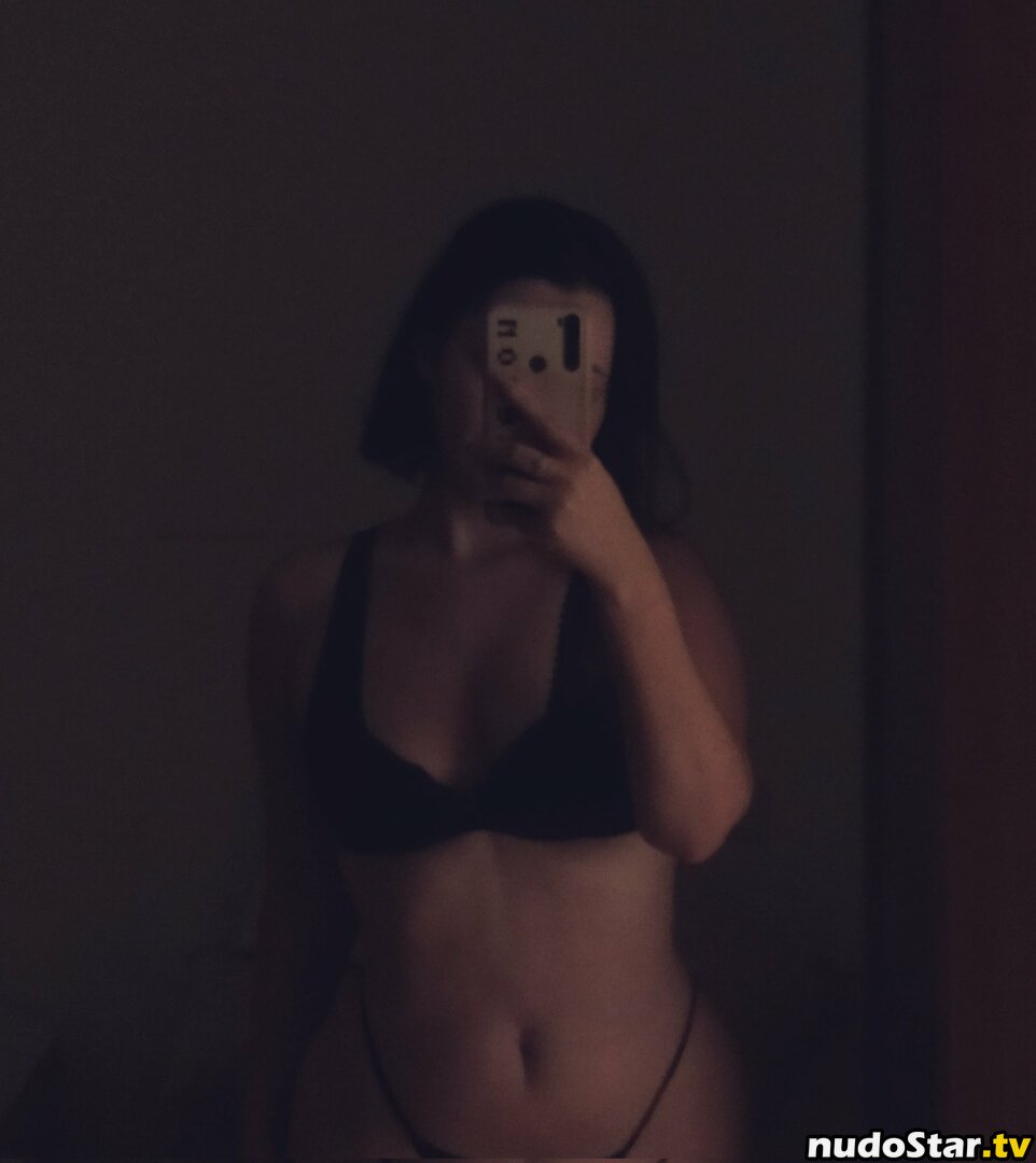 MEY 💙 / Xmeybx / missmeryx Nude OnlyFans Leaked Photo #1