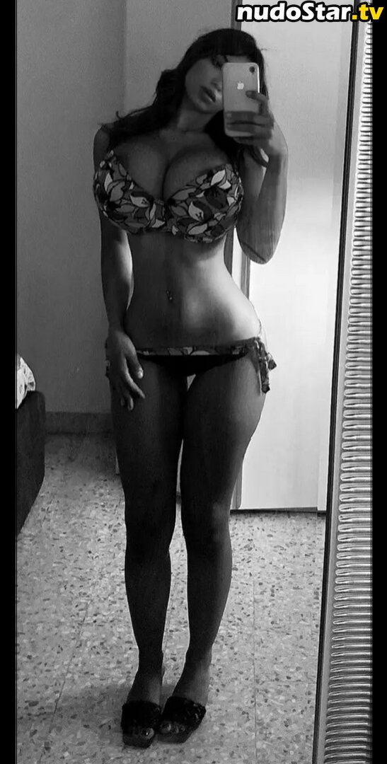 Yasmine Nigiotti / yasminenigiotti Nude OnlyFans Leaked Photo #16