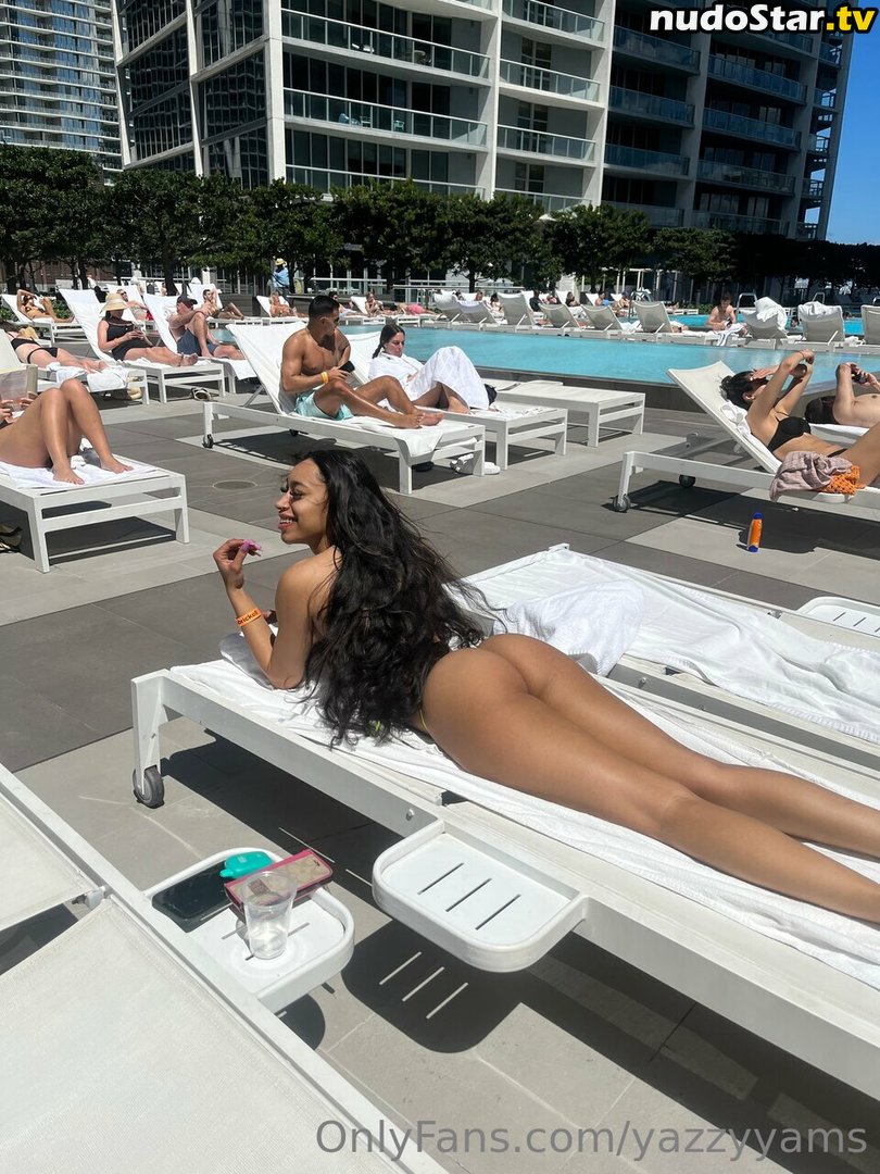 Queen Yasmeena / yazzylonglegs / yazzyyams Nude OnlyFans Leaked Photo #150