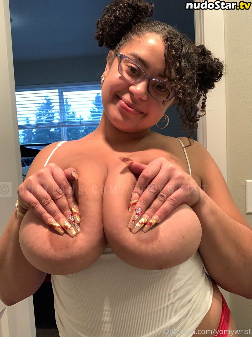 yomyareolas Nude OnlyFans Leaked Photo #30