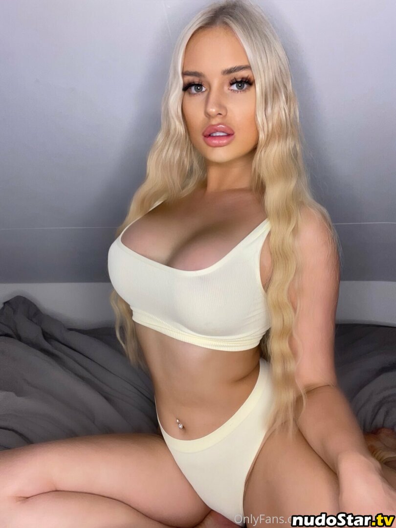 lilly_lolitaa / youngcharleyofficiel / youngcharleyy Nude OnlyFans Leaked Photo #237