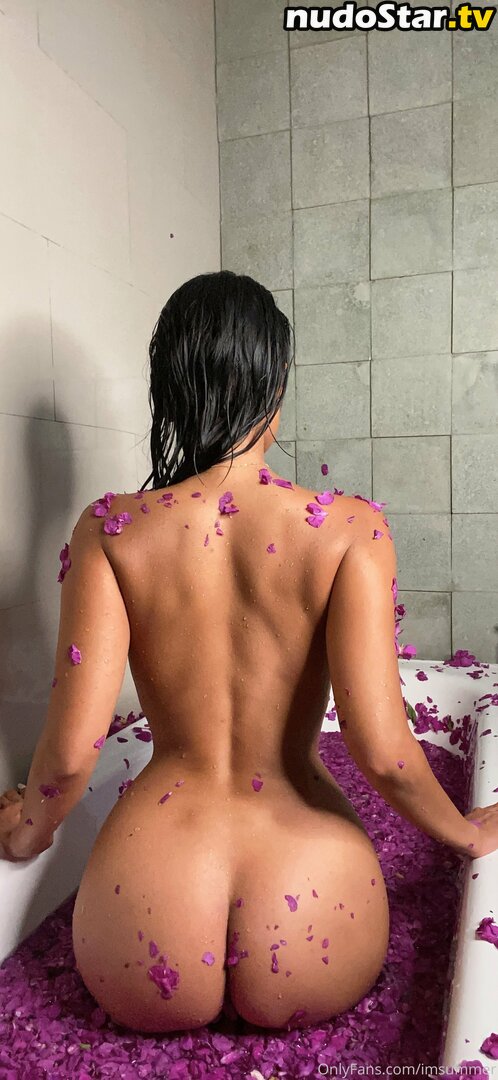 https: / imsummer / indahsavannah / yourasianwetpussy Nude OnlyFans Leaked Photo #52