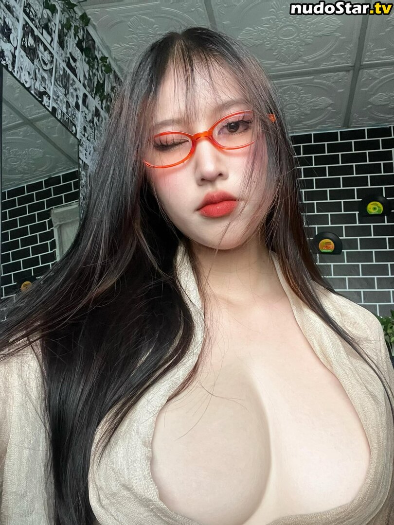 Yunne.uwu / yunnechan Nude OnlyFans Leaked Photo #138