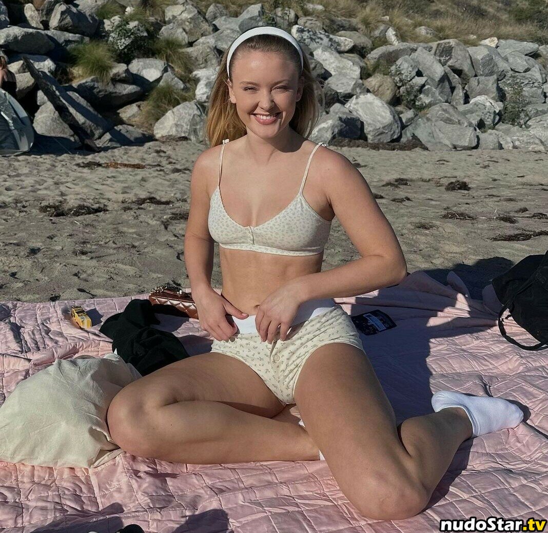 Zara Larsson / zaralarsson Nude OnlyFans Leaked Photo #215