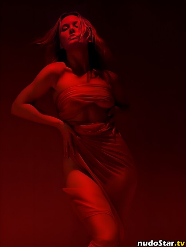 Zara Larsson / zaralarsson Nude OnlyFans Leaked Photo #490