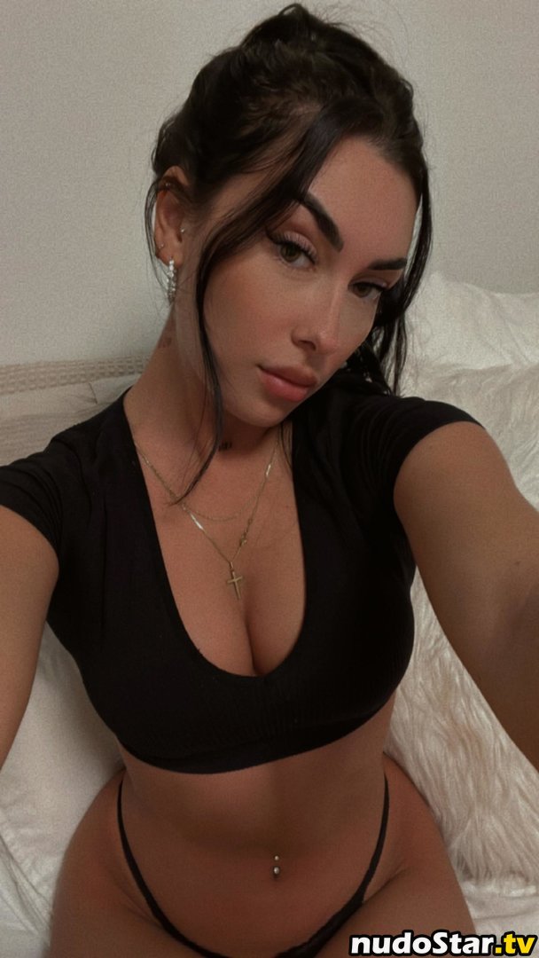 babes_on_gram / zeinaisreal Nude OnlyFans Leaked Photo #7