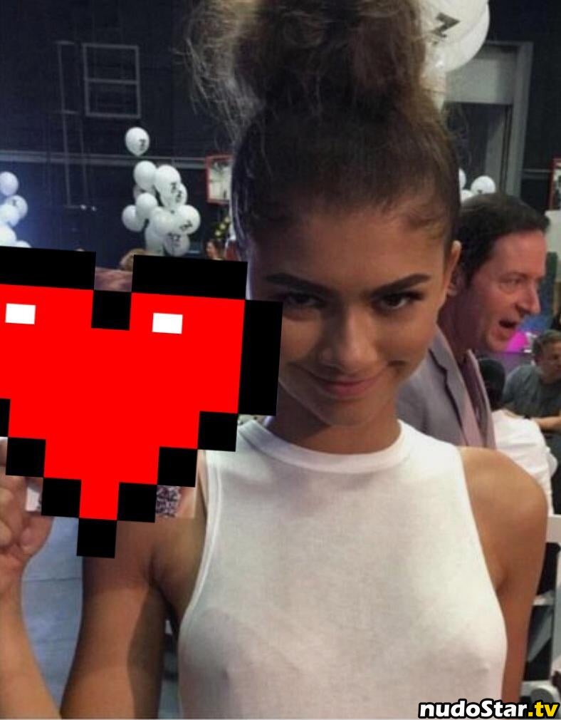 Zendaya Nude OnlyFans Leaked Photo #766