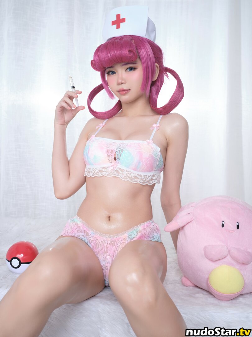 Zinie / ZinieQ / ZinieQ Cosplayer / zinieq_cosplayer Nude OnlyFans Leaked Photo #955