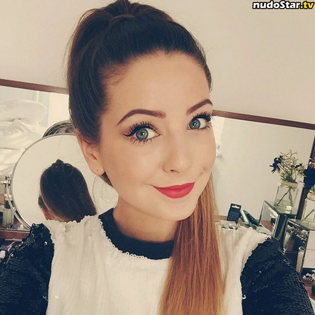 Zoë Sugg / zoesugg Nude OnlyFans Leaked Photo #12